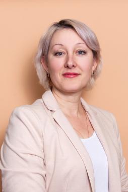 Кустова Елена Валентиновна